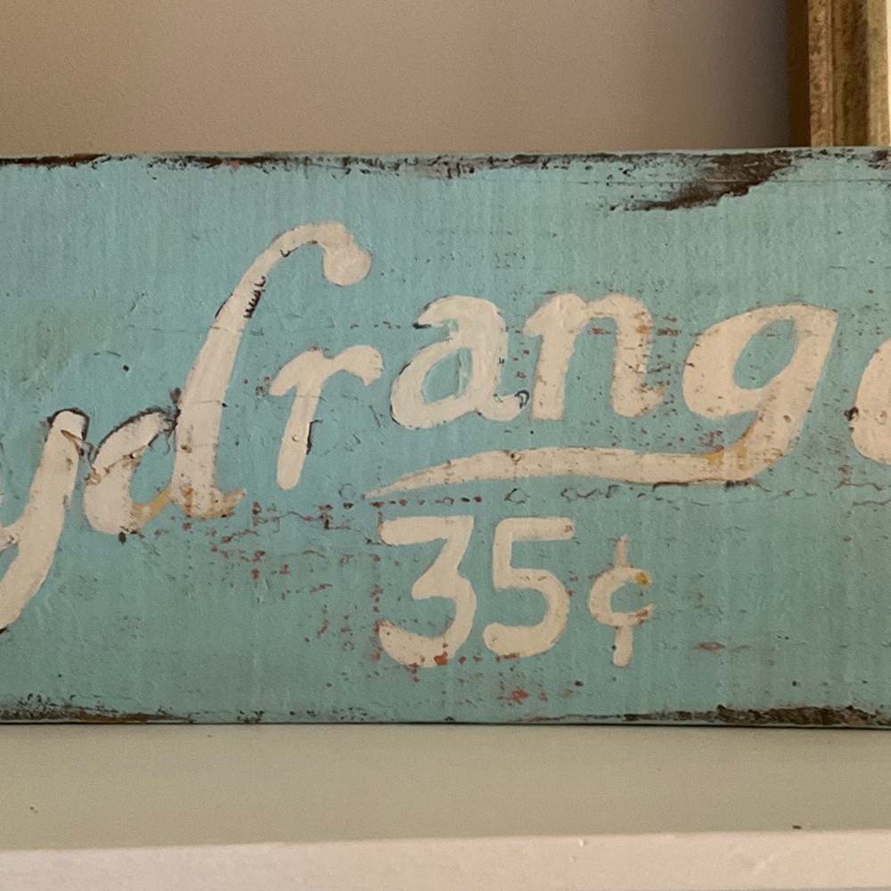 Rustic Blue Hydrangeas Sign Decor - Picture 5 of 7